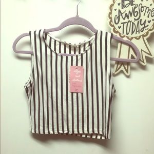 Black and white crop top